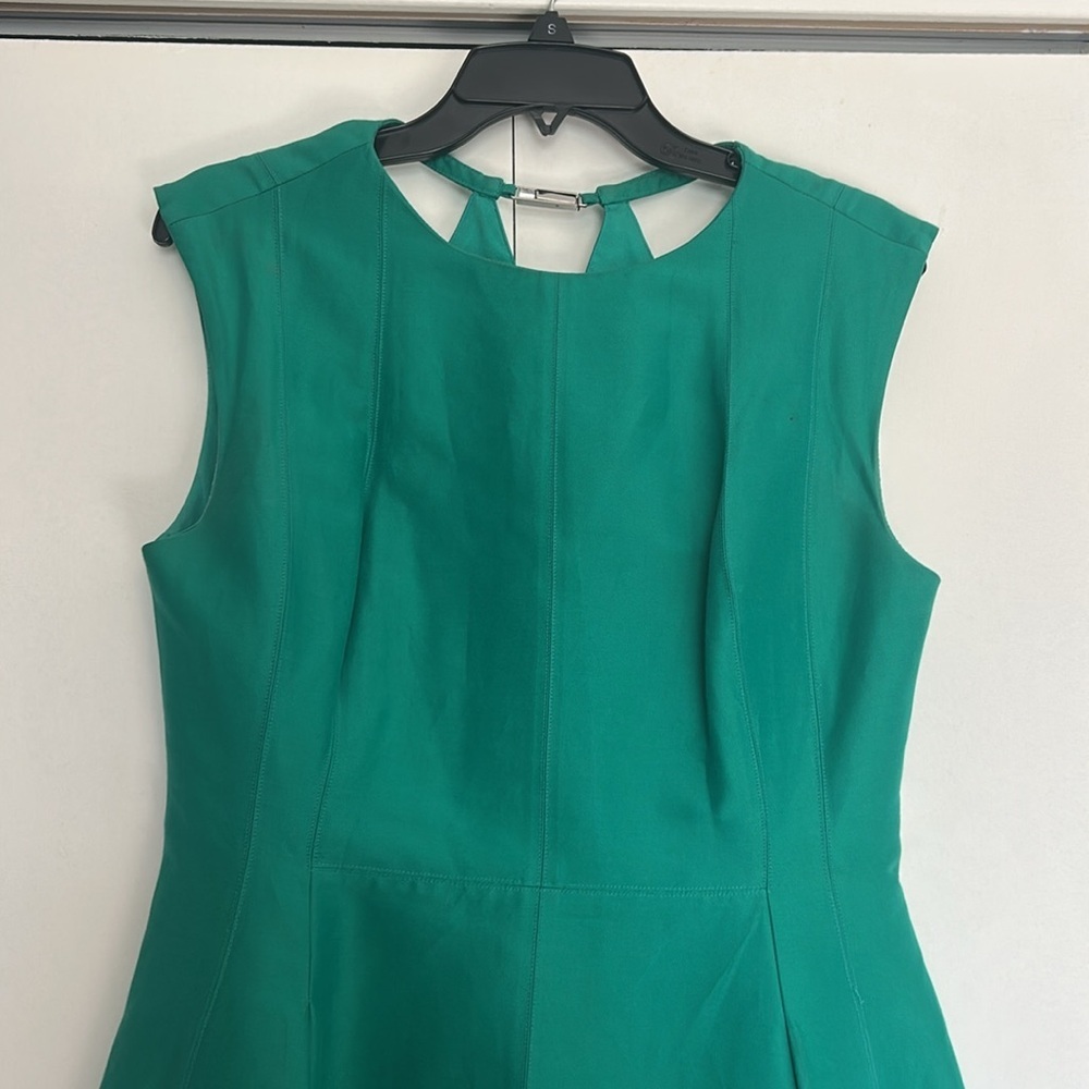HALSTON heritage - Elegant Green Sleeveless Dress - Picture 3 of 7